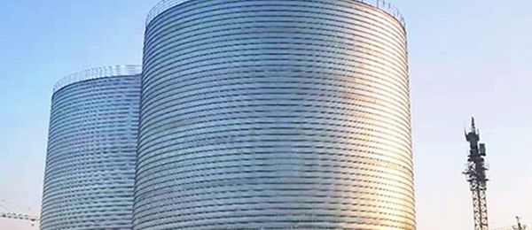 Silos de fundo plano